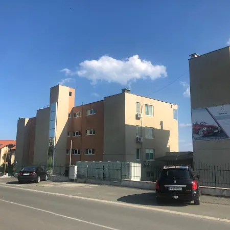 Apartment Coral корал бийч *