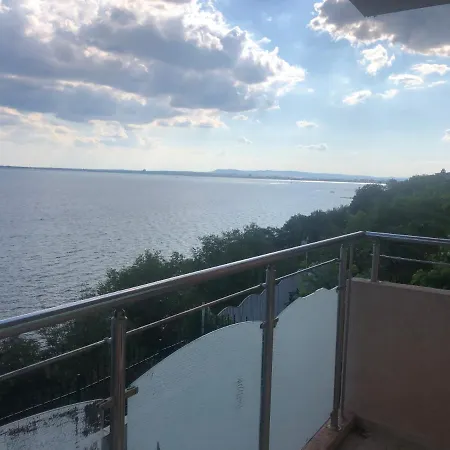Apartment Coral корал бийч